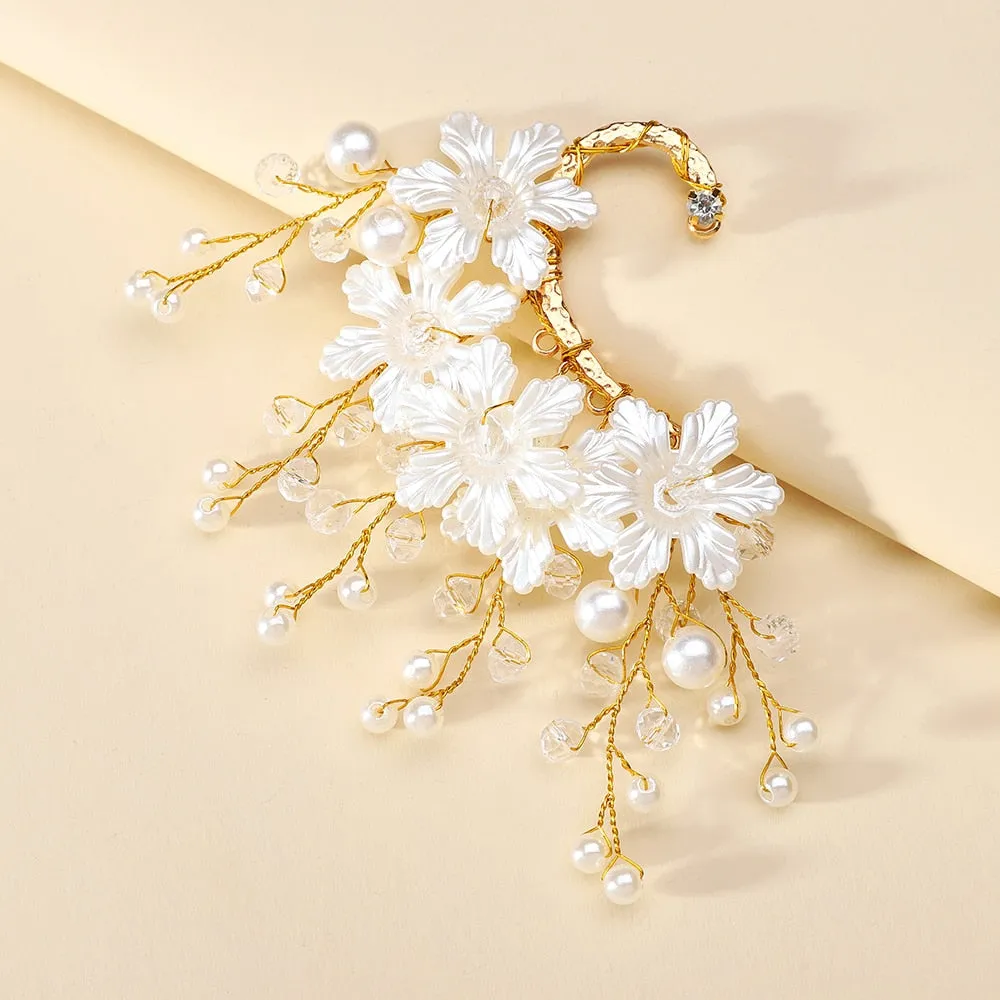 1 PCS Geometric Handmade Metal Flower Simulated Pearl Bridal Sweet Clip Earrings For Women