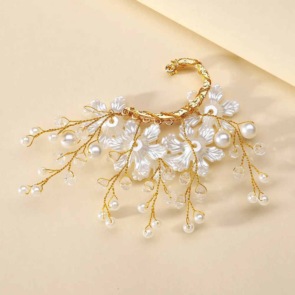 1 PCS Geometric Handmade Metal Flower Simulated Pearl Bridal Sweet Clip Earrings For Women