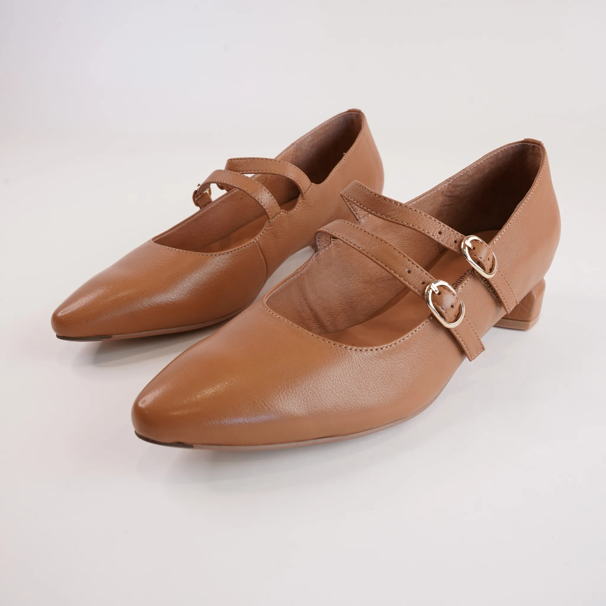 Fuela Dark Tan Leather Flats