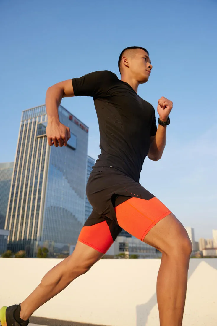 Men's Running Seamless T-shirt Kiprun Run 500 Comfort Skin Black