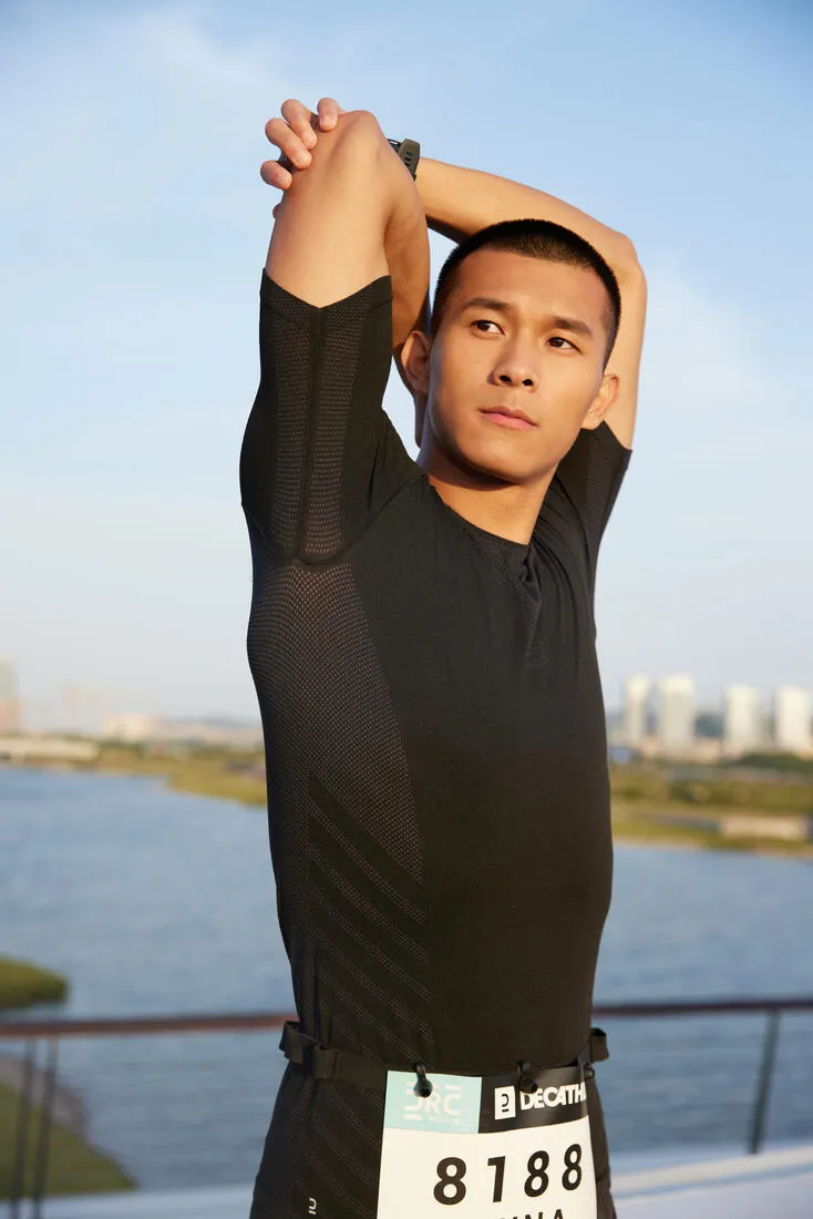 Men's Running Seamless T-shirt Kiprun Run 500 Comfort Skin Black