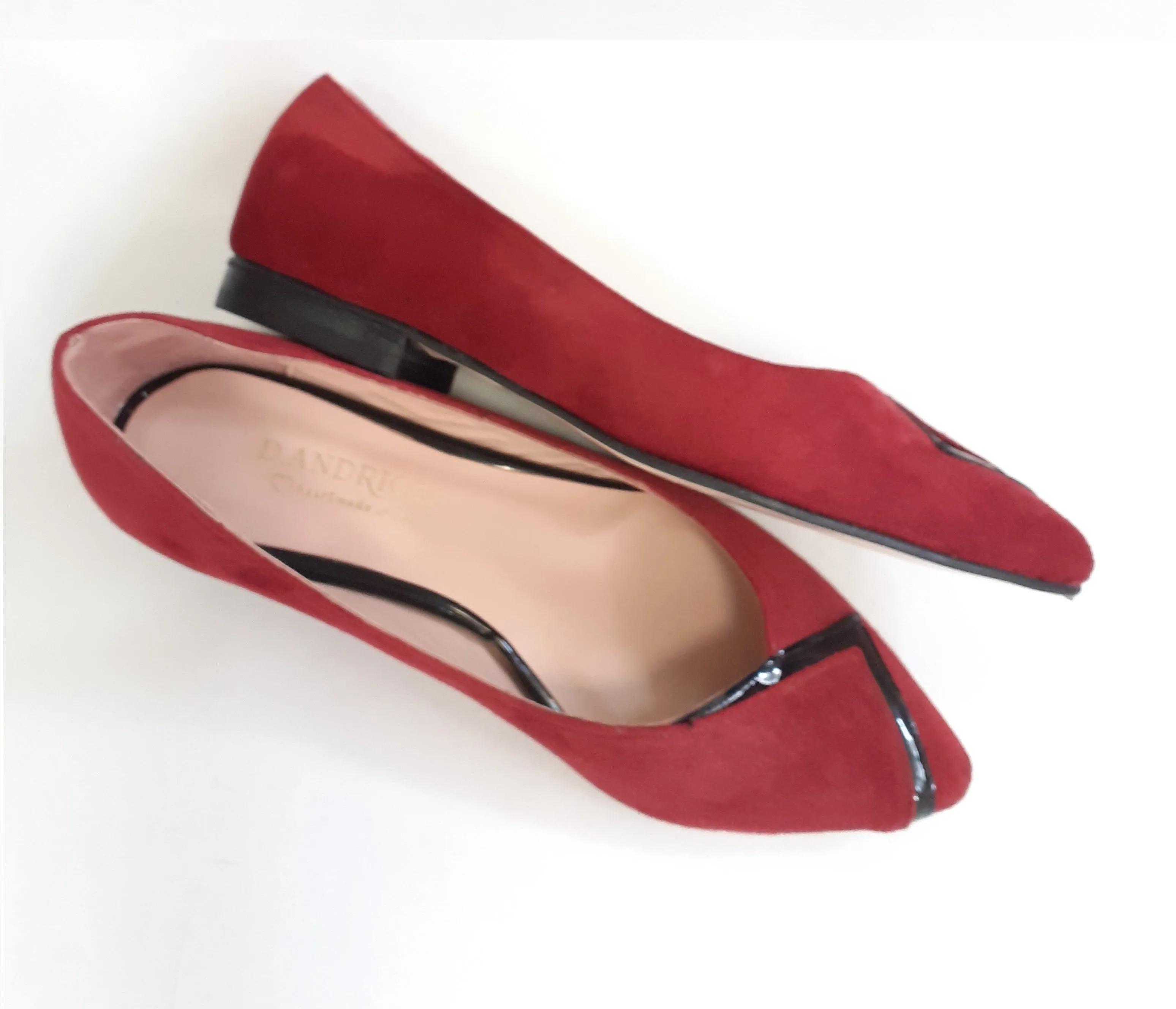 Pointed Flat Ballerinas