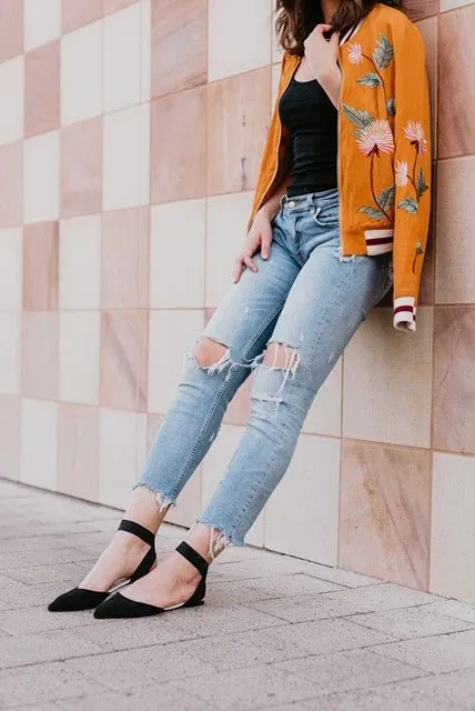 Rollasole Black Pointed Flats