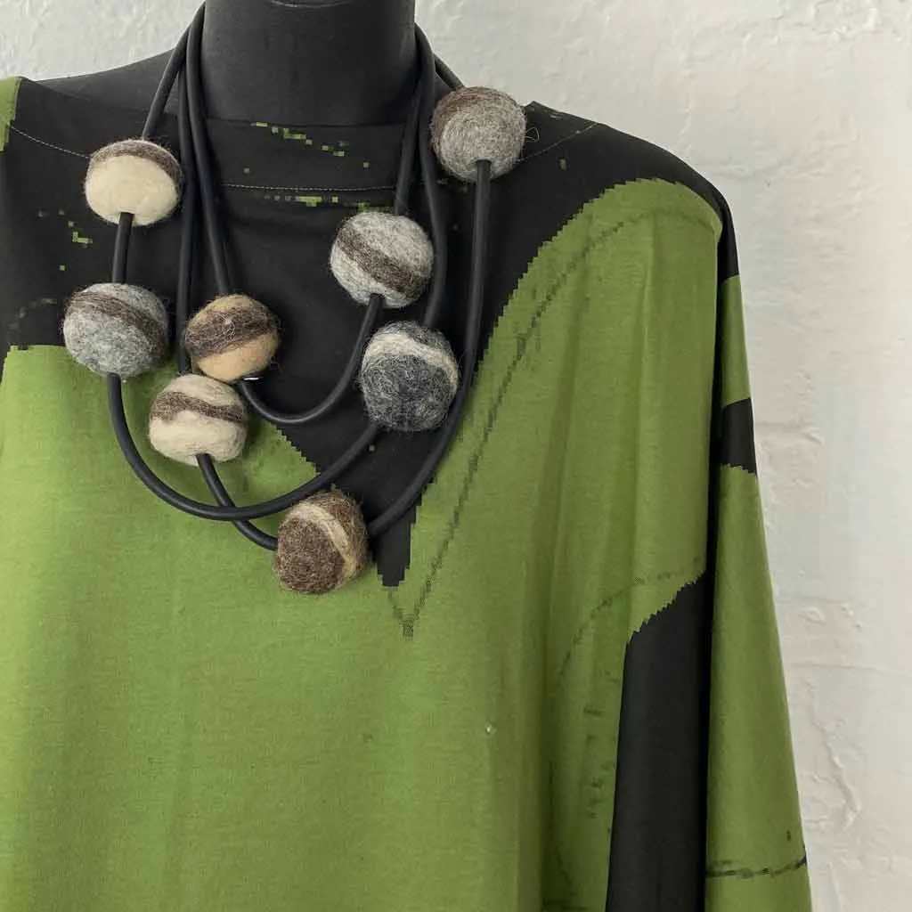 rustic chunky felt bead necklace