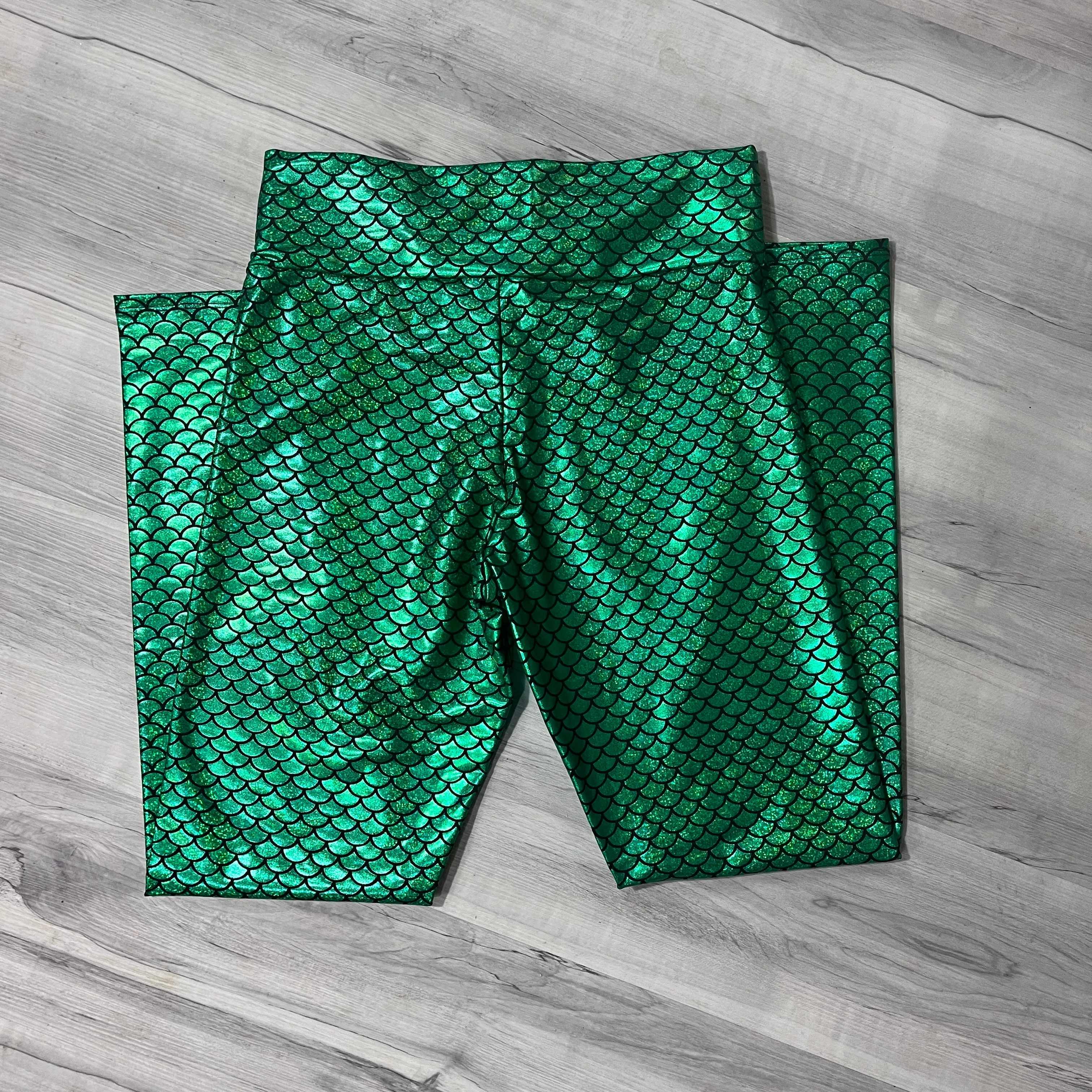 SALE - LARGE - Green Mermaid Scale Holographic High Waisted Leggings Pants